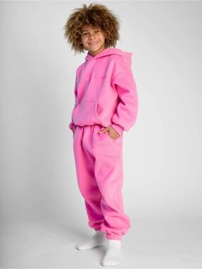 Comfort-Fit Kids Pink Sweatpants - Cozy Jogger Bottoms
